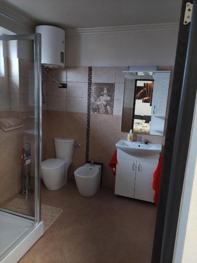 Apartment First December Орадеа Екстериор снимка